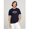 TOMMY HILFIGER T-SHIRT ΜΕ ΚΕΝΤΗΤΟ ΛΟΓΟΤΥΠΟ ΚΑΙ ΚΛΑΣΙΚΗ ΛΑΙΜΟΚΟΨΗ MW0MW34421